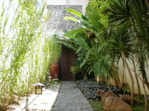 ARIADNA BOUQUETT MORENO Casa Venta Caracas Lomas de La Trinidad FLEXMLS-10-2428