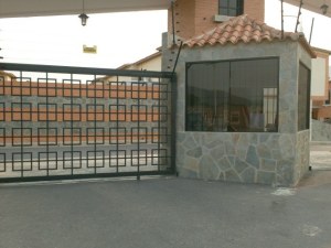 LISETH GONZALEZ Townhouse Venta Valencia San Diego FLEXMLS-10-2444
