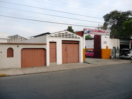 ANGEL PINTON Galpon - Deposito en Venta en Zona Centro en Maracay Código: 10-2613 No.0