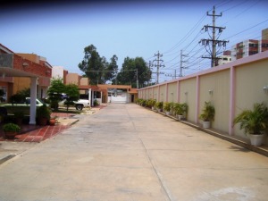 JUSMERI ESPINA Townhouse Venta Maracaibo El Pilar FLEXMLS-10-2748