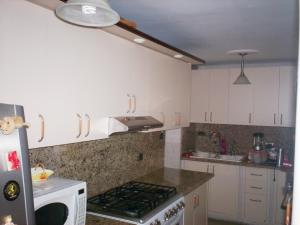 Soluci�n Inmobiliaria de Aragua, C.A Apartamento En Venta En Maracay - Urbanizacion El Centro C&oacute;digo FLEX: 10-2982 No.8
