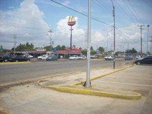 REAL & BUSINESS BROKER&acute;S C.A Local Comercial En Venta En Ciudad Ojeda - Intercomunal C&oacute;digo FLEX: 10-3056 No.3