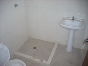 REAL & BUSINESS BROKER&acute;S C.A Local Comercial En Venta En Ciudad Ojeda - Intercomunal C&oacute;digo FLEX: 10-3056 No.4