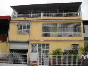 EILEEN CASTILLO Casa En Venta En Maracay - Girardot C&oacute;digo FLEX: 10-3841 No.1