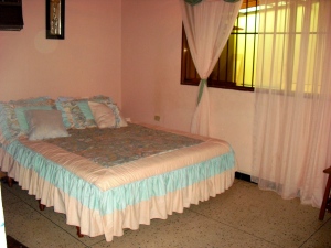 IGNATHELL RAMIREZ Casa En Venta En Maracay - El Limon C&oacute;digo FLEX: 10-4375 No.7