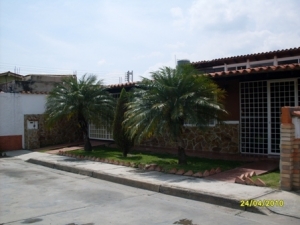 EILEEN CASTILLO Casa En Venta En La Victoria - La Mora II C&oacute;digo FLEX: 10-4707