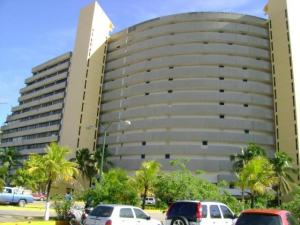 Apartamento / Venta / Municipio Mariño Porlamar / Av Bolivar / FLEXMLS-10-2267