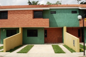 Townhouse / Venta / Valencia / San Diego / FLEXMLS-10-5147