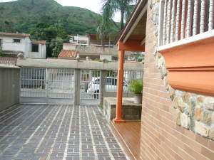 MARIA ALBA GIORDANO Casa En Venta En Municipio Naguanagua - Carialinda C&oacute;digo FLEX: 10-5272 No.4