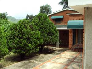 OSMAR GOMEZ Casa En Venta En Maracay - El Castaño C&oacute;digo FLEX: 10-5465