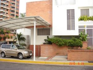Rent A House Estela Beatriz P�rez Franquicia Personal - Valencia Estado Carabobo - Venezuela  www.alquilovendoinmuebles.com Townhouse Venta Valencia Altos de Guataparo FLEXMLS-10-5575