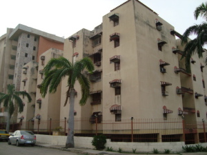 EILEEN CASTILLO Apartamento Venta Maracay Los Chaguaramos FLEXMLS-10-5648