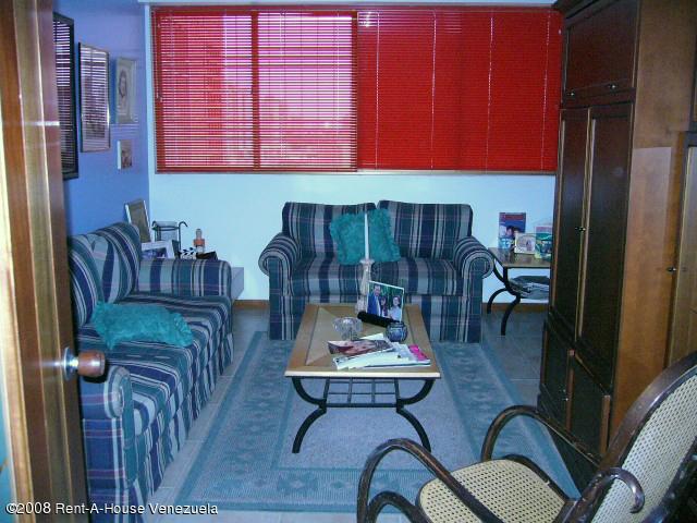         ANGEL PINTON Apartamento en Venta en La Estrella en Maracaibo C&oacute;digo: 10-6135 No.7