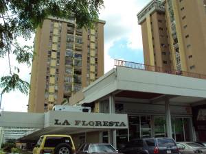EILEEN CASTILLO Apartamento En Venta En Maracay - La Floresta Código FLEX: 10-6196 No.1