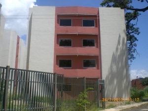 EILEEN CASTILLO Apartamento En Venta En Turmero - La Flor Código FLEX: 10-6416 No.2