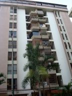 WILFREDO ENRIQUE BAZAN Apartamento Venta Caracas La Urbina FLEXMLS-10-6454
