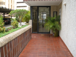 CARMI�A & ASOCIADOS Apartamento En Venta En Maracaibo - La Lago C&oacute;digo FLEX: 10-6451