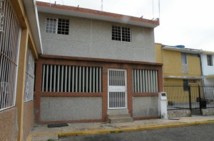 JUSMERI ESPINA Casa En Venta En Maracaibo - El Naranjal C&oacute;digo FLEX: 10-6892 No.2