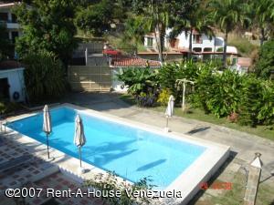 MARIA ALBA GIORDANO Casa En Venta En Valencia - Terrazas de los Nisperos C&oacute;digo FLEX: 10-7080 No.2