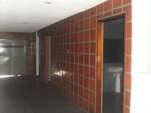 EILEEN CASTILLO Local Comercial En Venta En Maracay - Urbanizacion El Centro Código FLEX: 10-7141 No.3