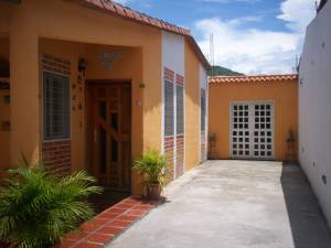 EILEEN CASTILLO Casa En Venta En El Consejo - El Manantial Código FLEX: 10-7333 No.2