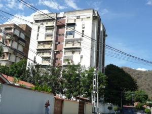 RAPIDOCASA.COM Apartamento Venta Maracay Los Caobos FLEXMLS-10-8195