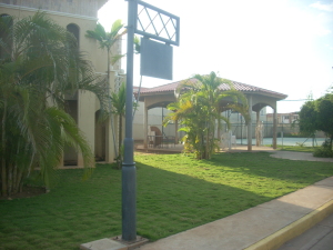 DORIS ACOSTA Townhouse En Venta En Maracaibo - El Milagro Norte C&oacute;digo FLEX: 10-8213 No.4