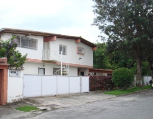 VANESSA GOMES Casa Venta Caracas Lomas de La Trinidad FLEXMLS-10-8489