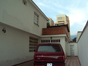 BELEN ALAYON Casa En Venta En Maracay - La Soledad C&oacute;digo FLEX: 10-8529 No.2