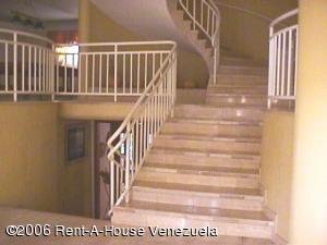 JUSMERI ESPINA Casa En Venta En Maracaibo - Cumbres de Maracaibo C&oacute;digo FLEX: 10-8641 No.5