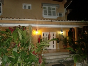 OSMAR GOMEZ Casa En Venta En Maracay - El Castaño C&oacute;digo FLEX: 10-8684 No.2