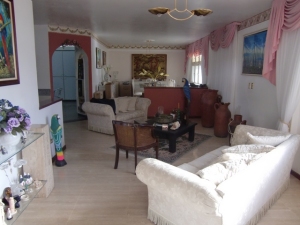 OSMAR GOMEZ Casa En Venta En Maracay - El Castaño C&oacute;digo FLEX: 10-8684 No.4