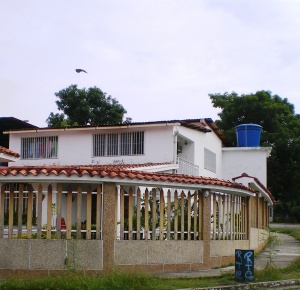 Venta - Casa En Cua - Santa Rosaimage fachada RAH:10-8719