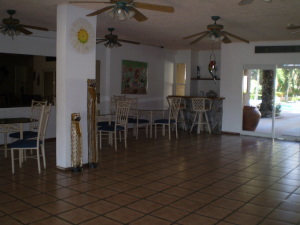 INMUEBLES KSAMAR C.A. Apartamento en Venta en Jorge Coll en Municipio Maneiro Pampatar Código: 10-8757 No.2