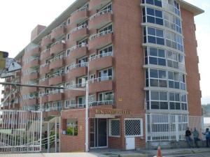 APARTAMENTO EN VENTA, GUATIRE, 76 MTS