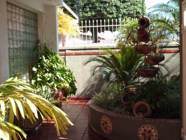 ANGEL PINTON Casa en Venta en La Estrella en Maracaibo Código: 10-9035 No.0