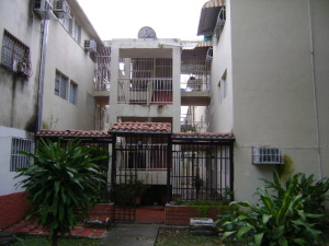 EILEEN CASTILLO Apartamento Venta Maracay El Paseo FLEXMLS-10-9213