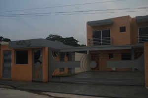 Townhouse / Venta / Valencia / Manongo / FLEXMLS-09-7156