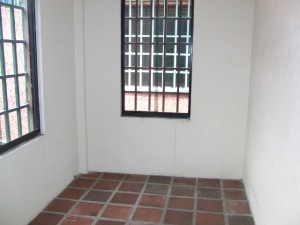 ERNESTO JIMENEZ Casa En Venta En Caracas - La Trinidad C&oacute;digo FLEX: 10-9290 No.3