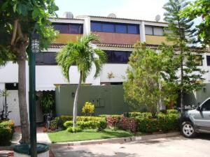 MARIANELLA CHAVARRI Townhouse Venta Lecheria Complejo Turistico EL Morro FLEXMLS-10-9406