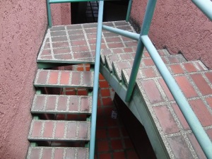 ERNESTO JIMENEZ Oficina En Venta En Caracas - La Trinidad C&oacute;digo FLEX: 10-9519 No.3