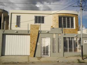 EILEEN CASTILLO Townhouse Venta Maracay Villas Ingenio I FLEXMLS-10-10075