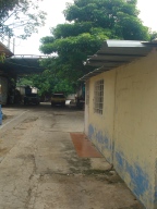 INMUEBLES  KSAMAR C.A. Galpon-Deposito En Venta En Maracaibo - Los Postes Negros C&oacute;digo FLEX: 10-10126
