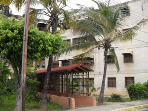 EILEEN CASTILLO Apartamento Venta La Victoria Las Mercedes FLEXMLS-10-10153