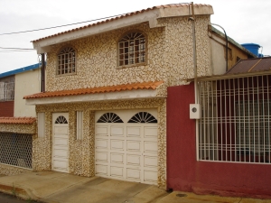 RUTH MARY BARRIOS Casa Venta Maracaibo Sabaneta FLEXMLS-11-10
