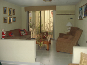 MASTER INTERNATIONAL Casa en Venta en Rosal Sur en Maracaibo Código: 11-22 No.9