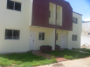 Townhouse / Venta / San Francisco / La Coromoto / FLEXMLS-11-117