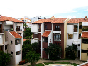 MARIANELLA CHAVARRI Apartamento Venta Puerto La Cruz Complejo Turistico El Morro FLEXMLS-11-200