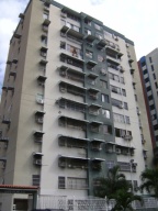 OSMAR GOMEZ Apartamento En Venta En Maracay - Base Aragua C&oacute;digo FLEX: 11-212