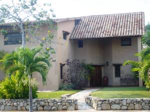 Casa / Venta / Valencia / Altos de Guataparo / FLEXMLS-11-309